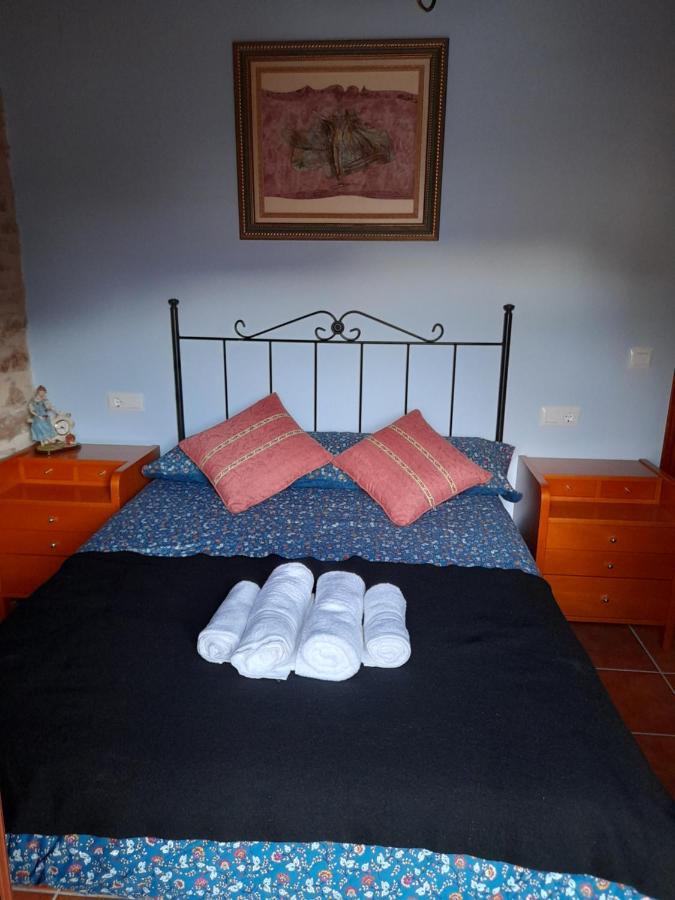 Hostal Ca Efren Castellfort Exterior foto